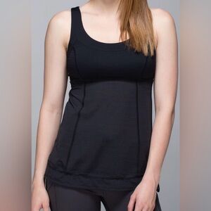 Lululemon Run: Ta Ta Topper
Black Sz 8